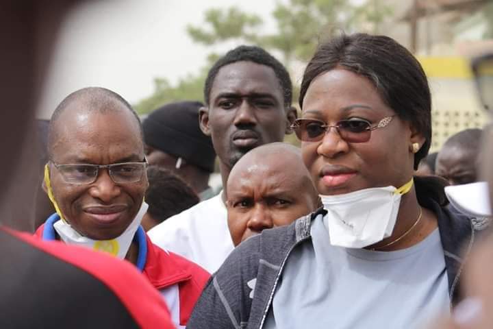 "Cleaning day" à Guédiawaye - Ces images exclusives du maire, Aliou Sall en compagnie de Mme le ministre de la Jeunesse et...