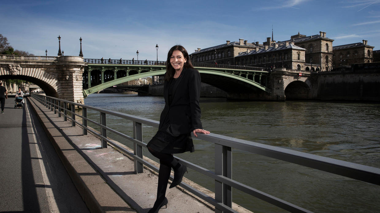 Municipales : Anne Hidalgo, candidate à sa réélection à Paris