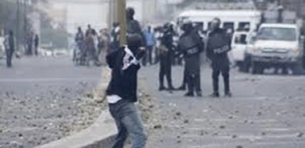AFFRONTEMENT À L'UNIVERSITÉ DE BAMBEY: Deux policiers gravement blessés AFFRONTEMENT À L'UNIVERSITÉ DE BAMBEY: Deux policiers gravement blessés