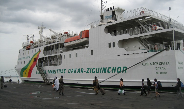 Bateau Aline Sitoé Diatta : Tests négatifs pour le Français et les membres de l'équipage