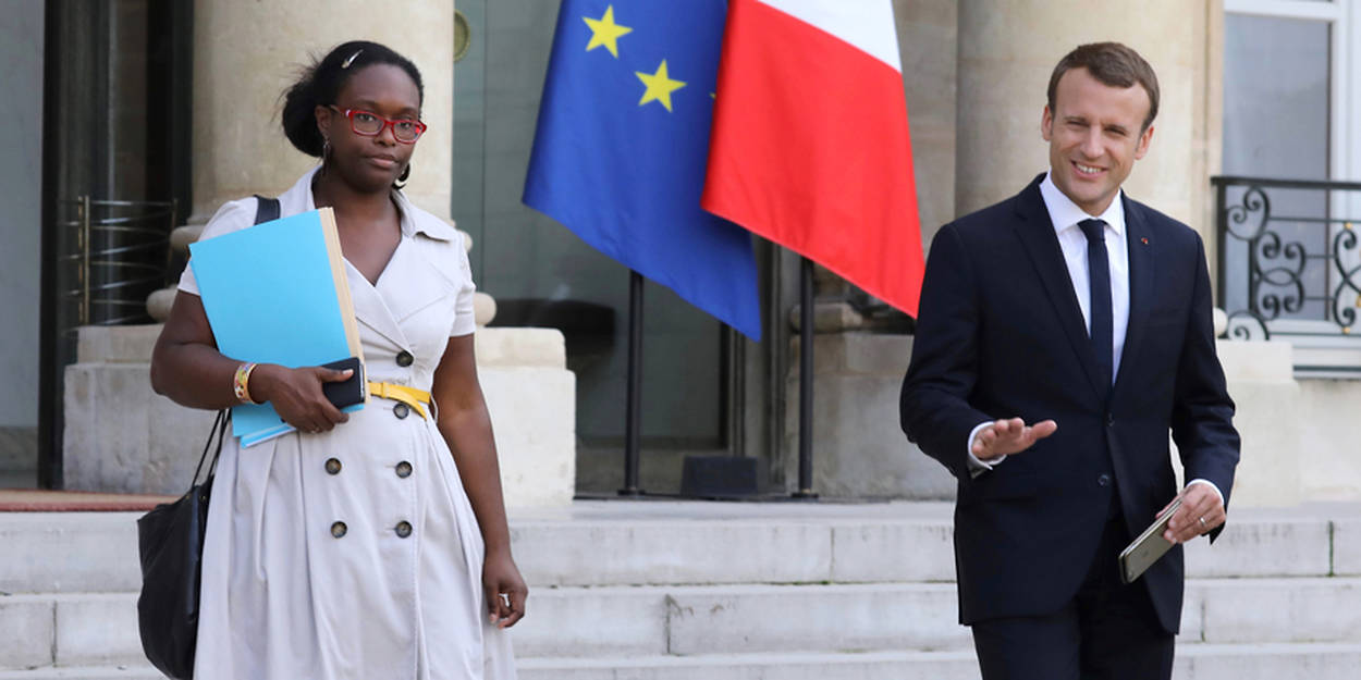  Macron fait "évoluer" son cabinet- Sibeth Ndiaye se retrouve....