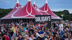 Covid-19 : des annulations en cascade pour les festivals d'été musicaux