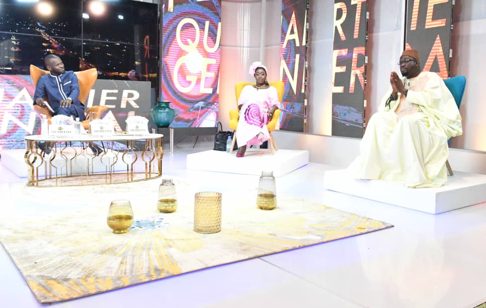 MARIE LOUISE NDIAYE CISSE DE L’OBS FAIT SA PREMIERE APPARITION... Et, éblouit le plateau de "Quartier Général "! MARIE LOUISE NDIAYE CISSE DE L’OBS FAIT SA PREMIERE APPARITION... Et, éblouit le plateau de "Quartier Général "!