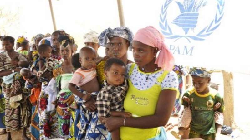 Burkina Faso: descente, bastonnade et menaces dans un camp de réfugiés par des FDS Burkina Faso: descente, bastonnade et menaces dans un camp de réfugiés par des FDS