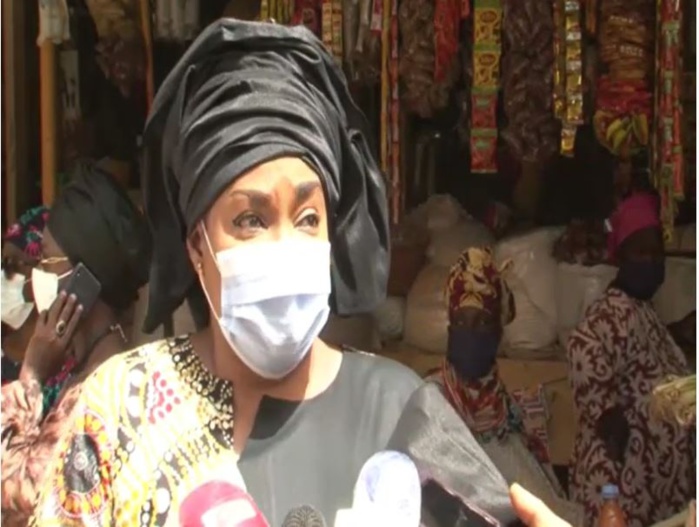 Covid 19- Impact économique dans l’informel : le ministre de la femme appelle à « masquer les femmes » du secteur Covid 19- Impact économique dans l’informel : le ministre de la femme appelle à « masquer les femmes » du secteur