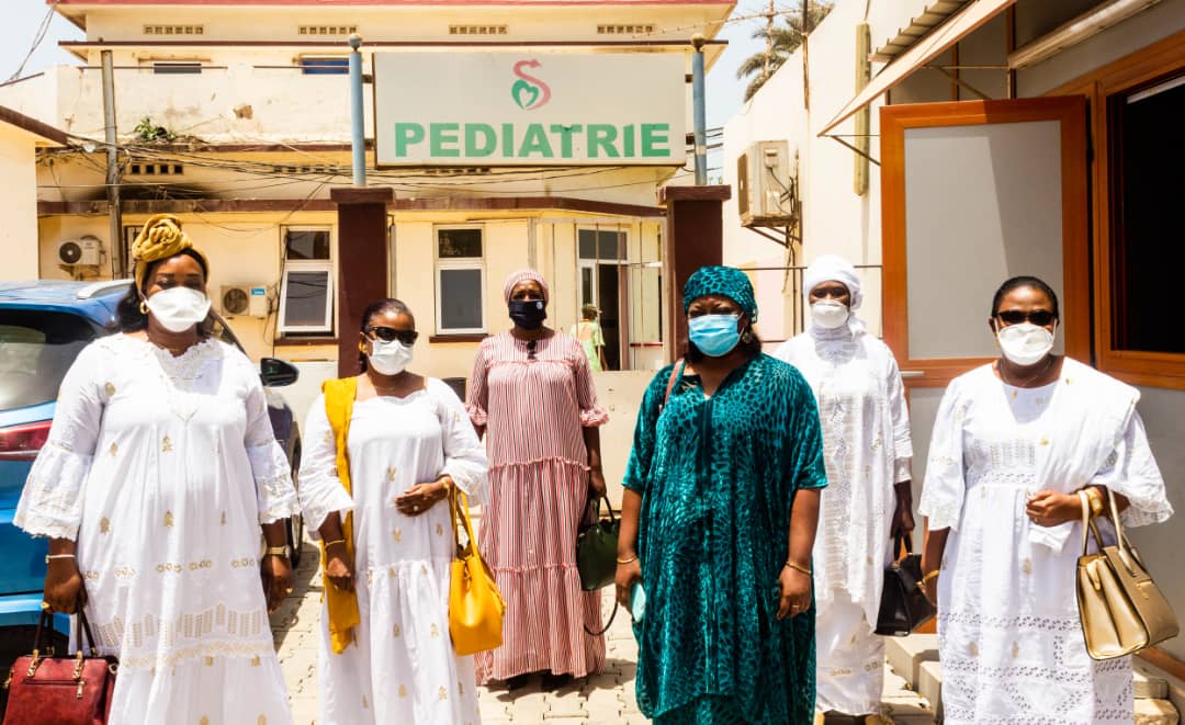 DON DES FEMMES DE L’ARTP AU SERVICE ONCOLOGIE DE L’HÔPITAL LE DANTEC (images)