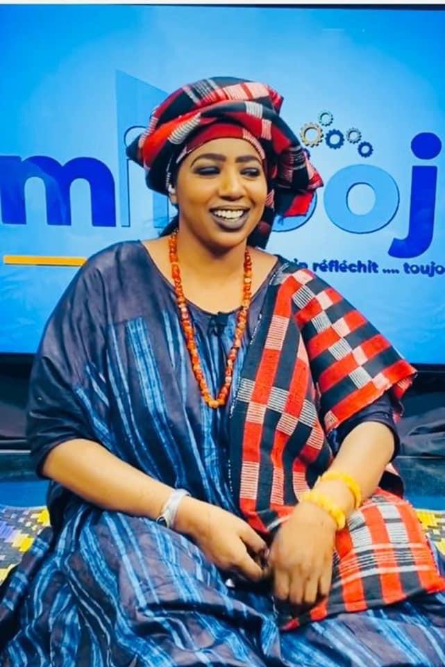 Animatrice de « MIIJOOJI », qui cartonne sur ITV et IRadio-  La belle Diarietou Sall se...dévoile!