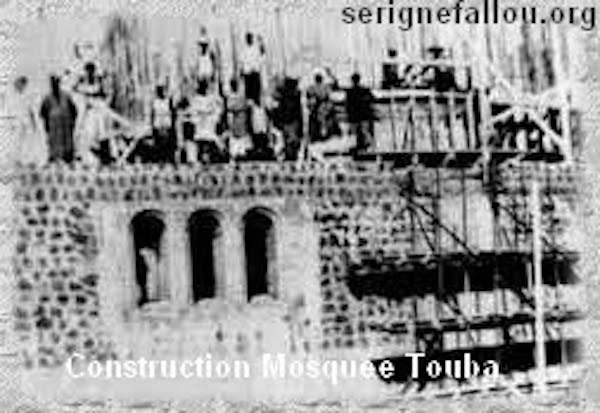 TOUBA - LA GRANDE MOSQUÉE A 57 ANS