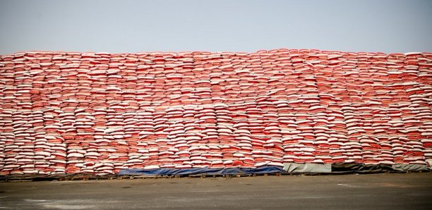 Aide alimentaire : 40 tonnes de riz disparues retrouvées à…