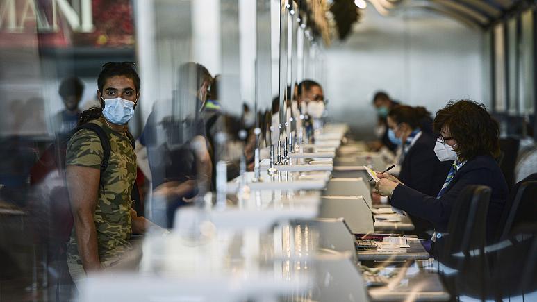L'UE rouvre ses frontières à 15 pays, dont la Chine sous condition, USA exclus (officiel)