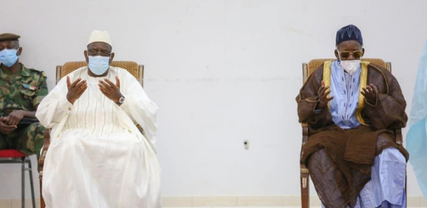 Macky Sall : 'Un grand drapeau de l'islam flotte à Médina Baye' Macky Sall : 'Un grand drapeau de l'islam flotte à Médina Baye'