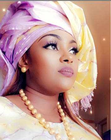 L’émouvant témoignage de l'actrice Adja sur son père décédé ! L’émouvant témoignage de l'actrice Adja sur son père décédé !