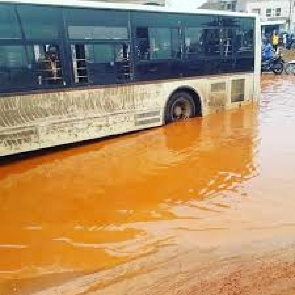 INONDATIONS/BANLIEUE DDD: suspend ses lignes