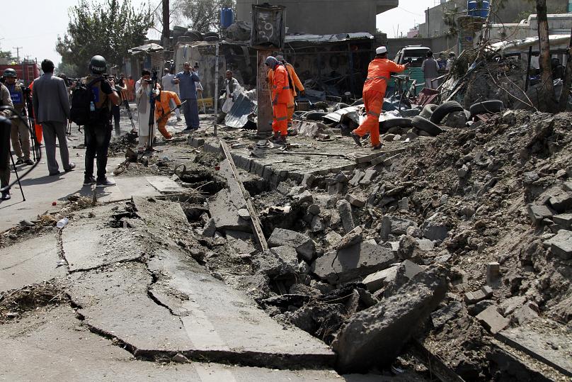 Une dizaine de civils tués dans un attentat à Kaboul, le vice-président afghan était visé