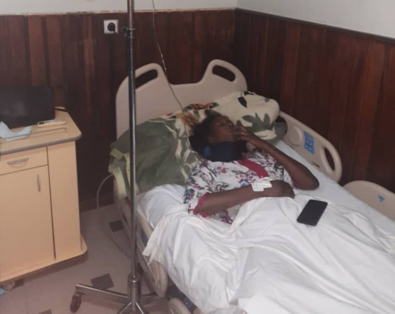 Barbaries policières : Une camerawoman de Dakaractu prise à partie par six éléments du GMI finit à l'hôpital, son matériel de travail détruit.