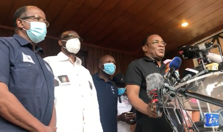 Crise post-électorale: Pascal Affi N'Guessan, un leader de l'opposition ivoirienne arrêté, les autres en état de siège Crise post-électorale: Pascal Affi N'Guessan, un leader de l'opposition ivoirienne arrêté, les autres en état de siège