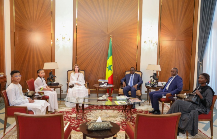 Palais de la République : La famille de Pape Bouba Diop reçu par le président Macky Sall.