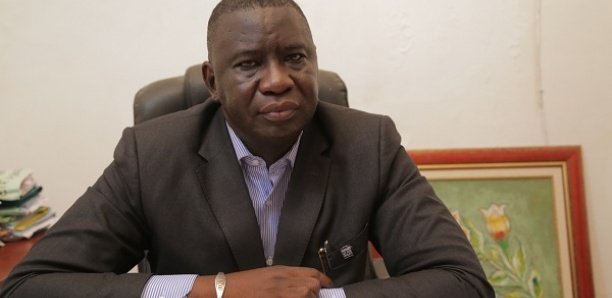 Assane Dioma Ndiaye déchire les arrêtés des gouverneurs de Dakar et Thiès : « Ils ne peuvent pas proroger le couvre-feu »