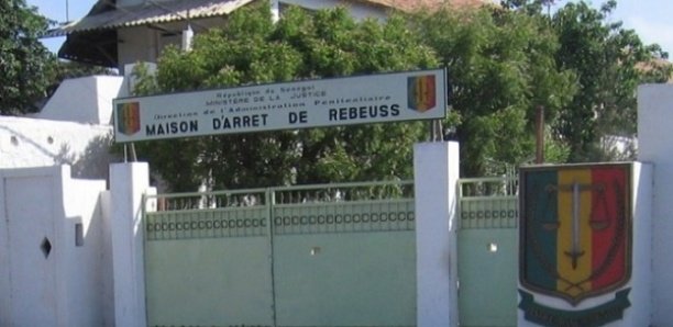 Arrestation de Boubacar Sèye : Une pétition en ligne pour demander sa "libération immédiate" Arrestation de Boubacar Sèye : Une pétition en ligne pour demander sa "libération immédiate"