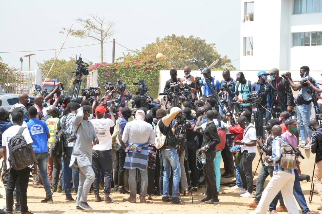 Les images exclusives de l'ambiance au Palais de Justice de Dakar