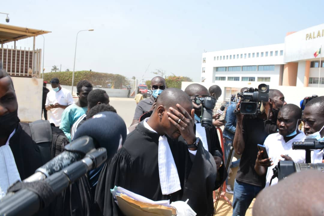 Les images exclusives de l'ambiance au Palais de Justice de Dakar
