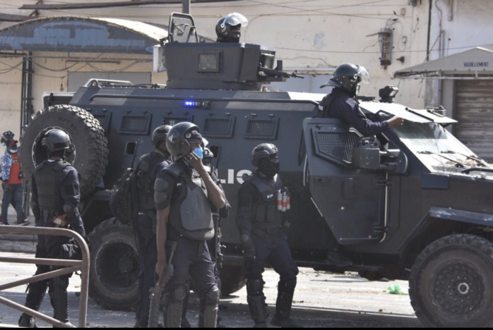 Colobane : La Caserne Samba Diéry Diallo et certains sites stratégiques de Dakar barricadés...