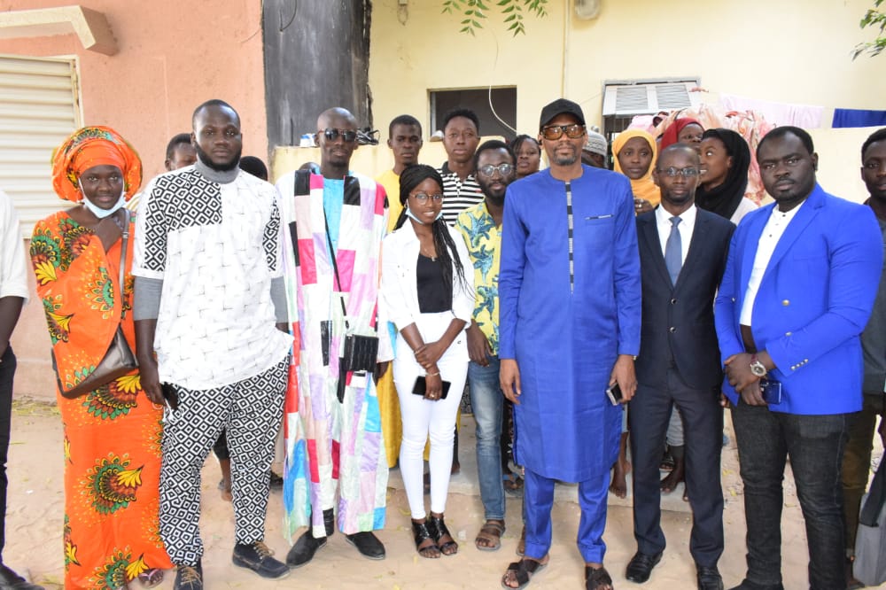 Visite de courtoisie - Habib Niang renouvelle son engagement envers les étudiants Thièssois établis à Dakar (VIDÉO -PHOTOS)