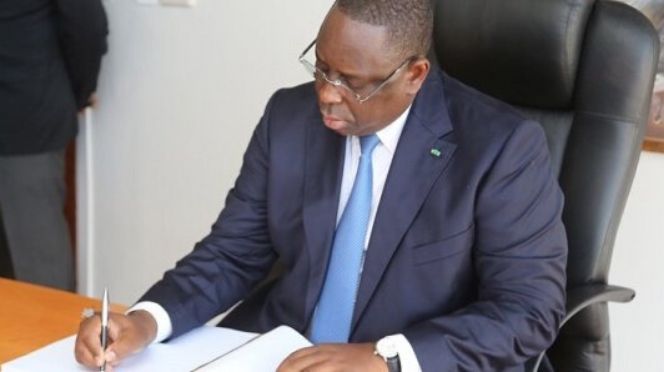 Macky reporte les élections locales à une date inconnue