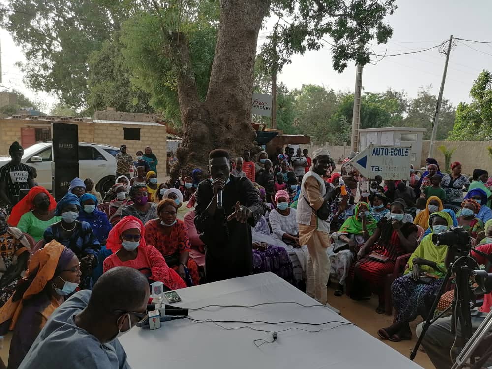 Habib Niang, responsable de l'APR,  s'investit dans  l'autonomisation économique des femmes Thiessoises (textes et vidéo)