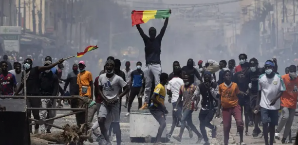 ENQUETE SUR LES VIOLENTES MANIFESTATIONS DU DEBUT DU MOIS DE MARS-  Une commission, plusieurs interrogations !