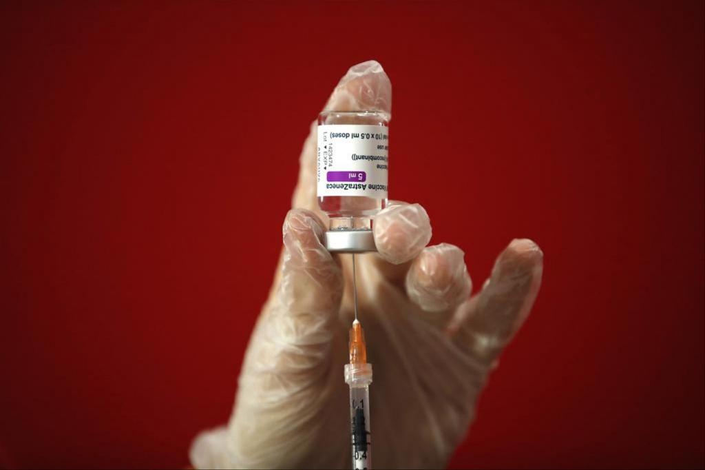 Vaccins: l'UE a lancé une action en justice contre AstraZeneca