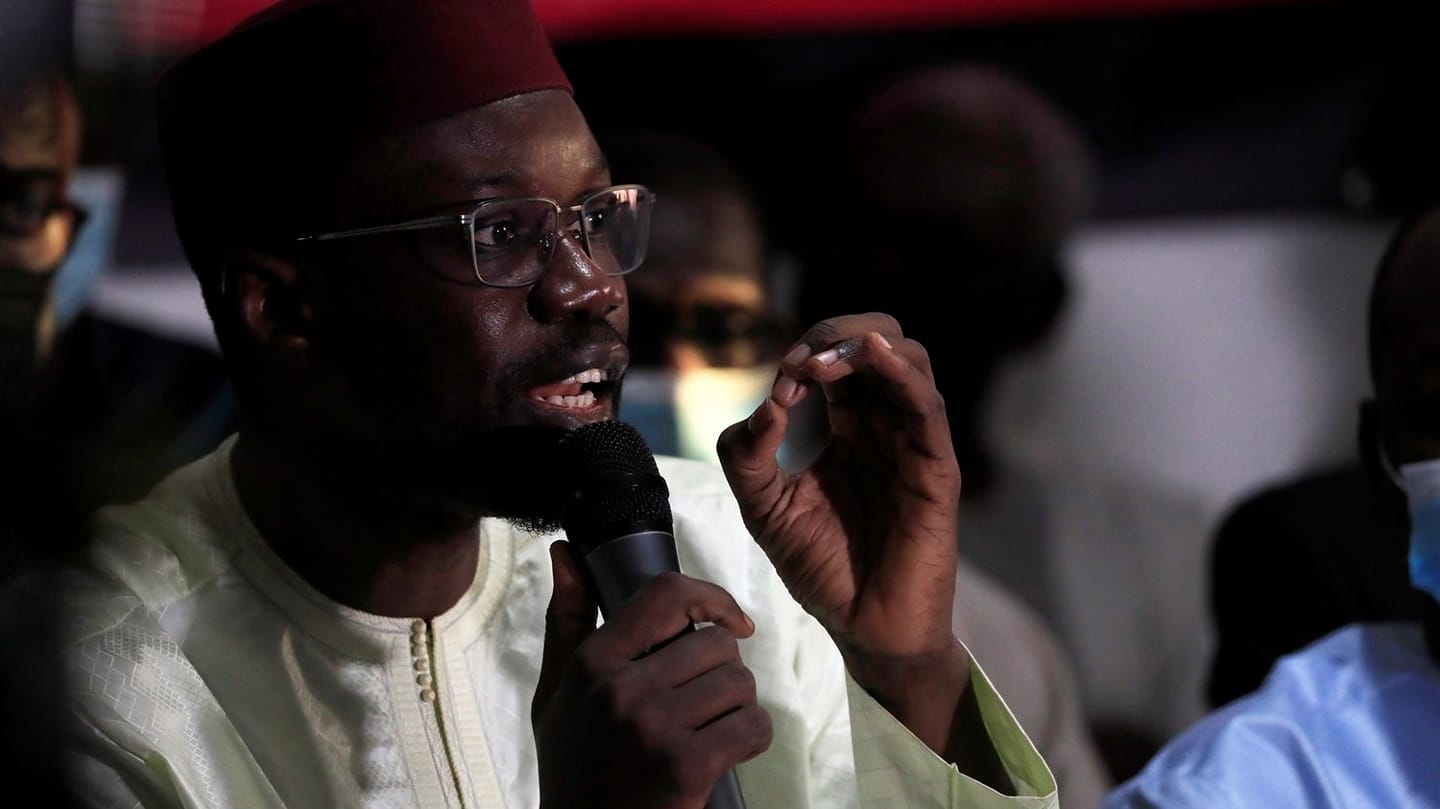 AUTOROUTE À PÉAGE/SORTIE DE MACKY SALL  Ousmane Sonko étale sa colère et dénonce