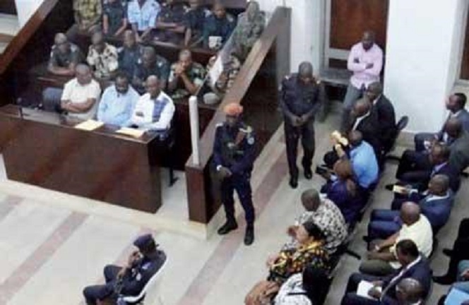 Chambre criminelle de Dakar : Pour se faire entendre, Mar Thiam Ndiaye qui avait tenté d'assassiner le président Macky Sall, réclame 10 milliards à l'État du Sénégal pour réparation..