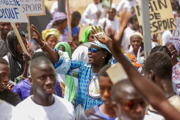 Tournée économique: Voici les images de l’arrivée de Macky Sall à Fatick