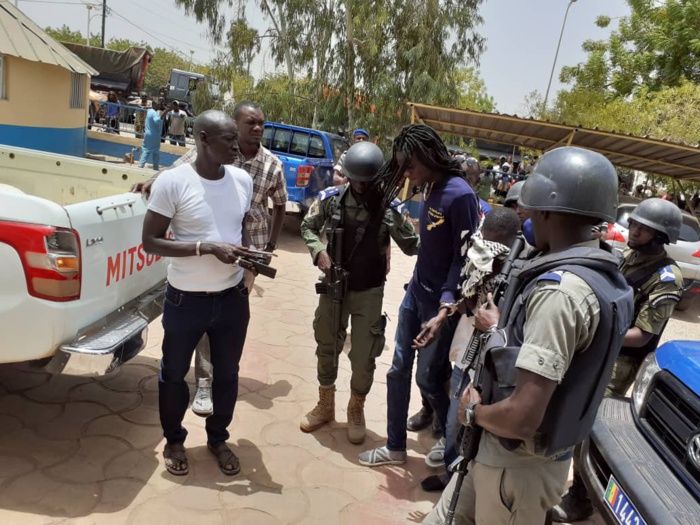 COMMISSARIAT DE DAKAR : UN DES COMPLICES DE BOY DJINNÉ RETROUVÉ PENDU