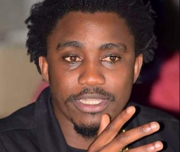 Traîné dans la boue, accusé de promouvoir l'homosexualité, Waly Seck constitue un pool d'avocats pour engager des poursuites judiciaires ... Traîné dans la boue, accusé de promouvoir l'homosexualité, Waly Seck constitue un pool d'avocats pour engager des poursuites judiciaires ...