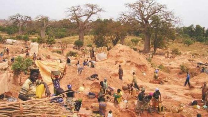 KÉDOUGOU : Une attaque à main armée dans un site d'orpaillage fait deux morts