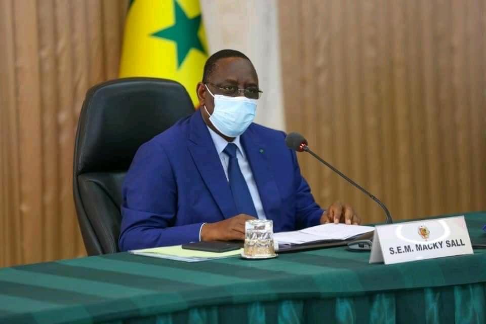 Vacances dans le blues pour les ministres : "Gloria" dans les coulisses pour le prochain remaniement en Août ?