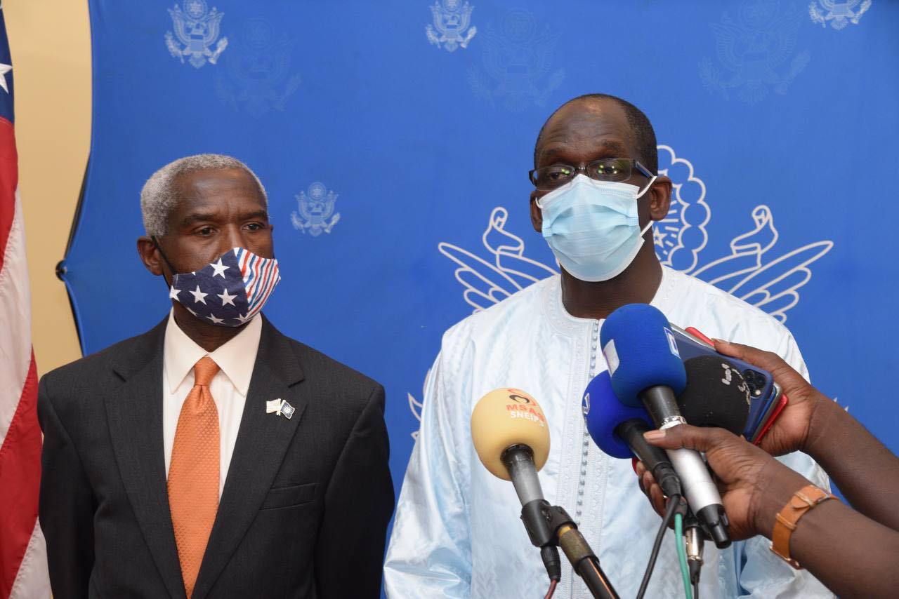 COVID : 150.000 DOSES DE "JOHNSON AND JOHNSON’’ RÉCEPTIONNÉES PAR DAKAR