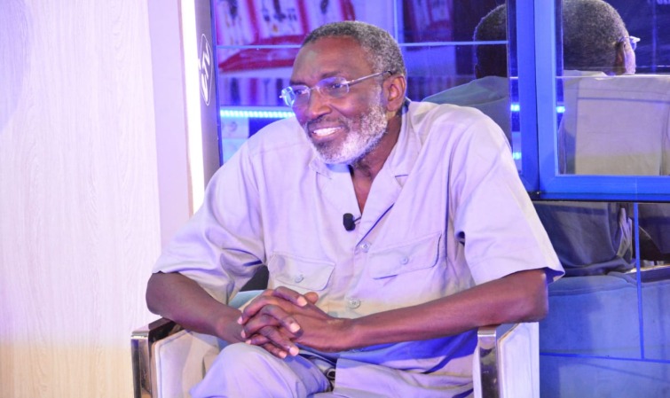 DR BABACAR NIANG : « DU MATÉRIEL DU PUBLIC EST VENDU AUX STRUCTURES SANITAIRES DU PRIVÉ »
