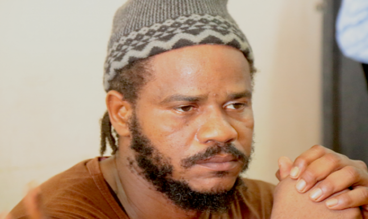 « THIAT » DE Y’EN A MARRE ACTIVEMENT RECHERCHÉ PAR LA POLICE « THIAT » DE Y’EN A MARRE ACTIVEMENT RECHERCHÉ PAR LA POLICE