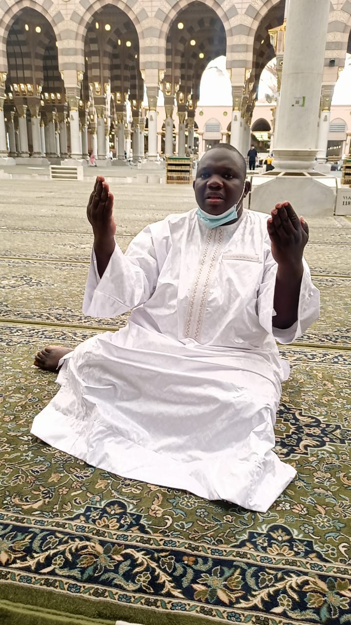 Arrêt sur image! Le responsable de l'APR à Bambey, Elhaj Dia, à la Mecque