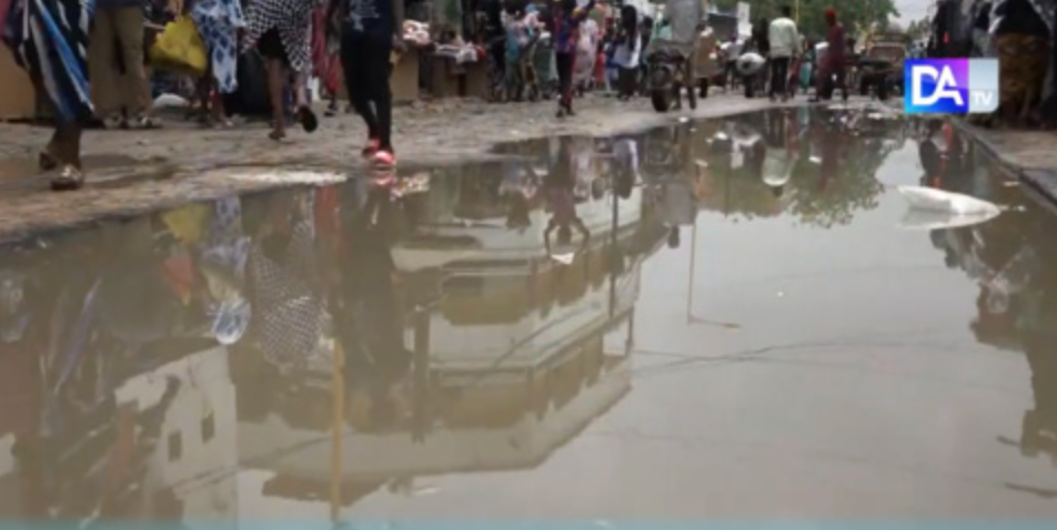 Magal Touba 2021 : Insalubrité, ruelles inondées, Marché Ocass patauge dans la saleté…