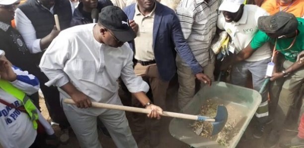[Focus] Reprise des Cleaning days, embellissement des villes, aménagement paysagers… : Macky chope la « fièvre » de Dubaï