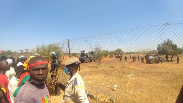 Manifestations populaires à Kaya (Burkina) pour exiger le départ de l’armée française : au moins 3 blessés parmi les protestataires