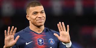LIGUE 1 - PSG - MBAPPÉ ET SON AVENIR : "QUOI QU'IL ARRIVE, JE VAIS JOUER DANS UN GRAND CLUB"