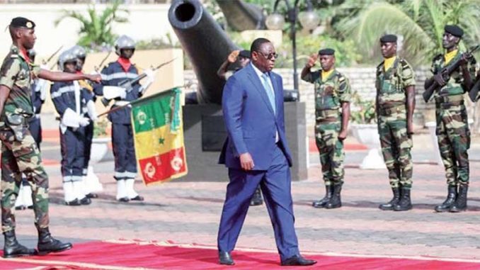 Macky vire son chef de protocole