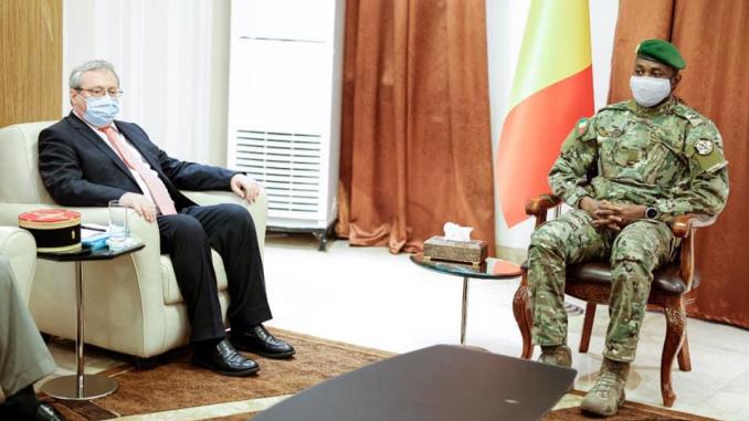 L'ambassadeur de France, Joel Meyer, expulsé du Mali (VIDÉOS EXCLUSIVES) L'ambassadeur de France, Joel Meyer, expulsé du Mali (VIDÉOS EXCLUSIVES)