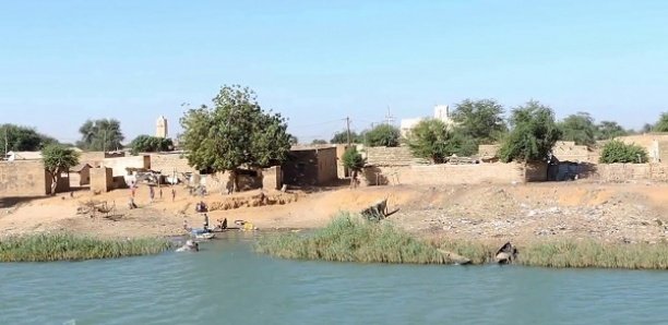 La cérémonie d’inauguration du poste de santé de Médina Gounass s’est tenue ce samedi 19 février. Ces bâtiments qui étaient jadis vétustes font désormais peau neuve. La structure sanitaire a, par la même occasion, vu son plateau médical s’améliorer a