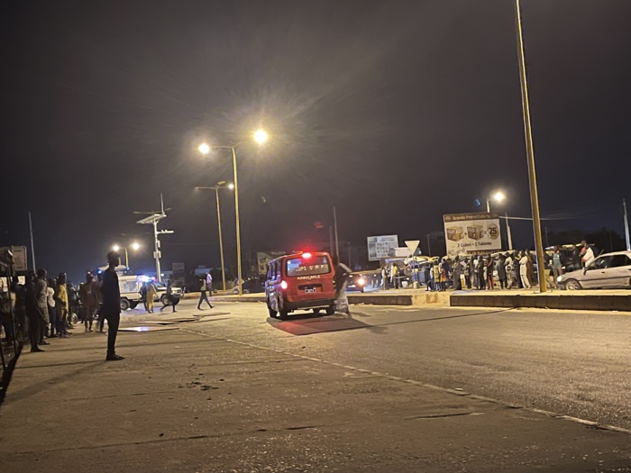 HÉLIPORT À TOUBA - Un apprenti-chauffeur tombe d’un bus et meurt sur le coup